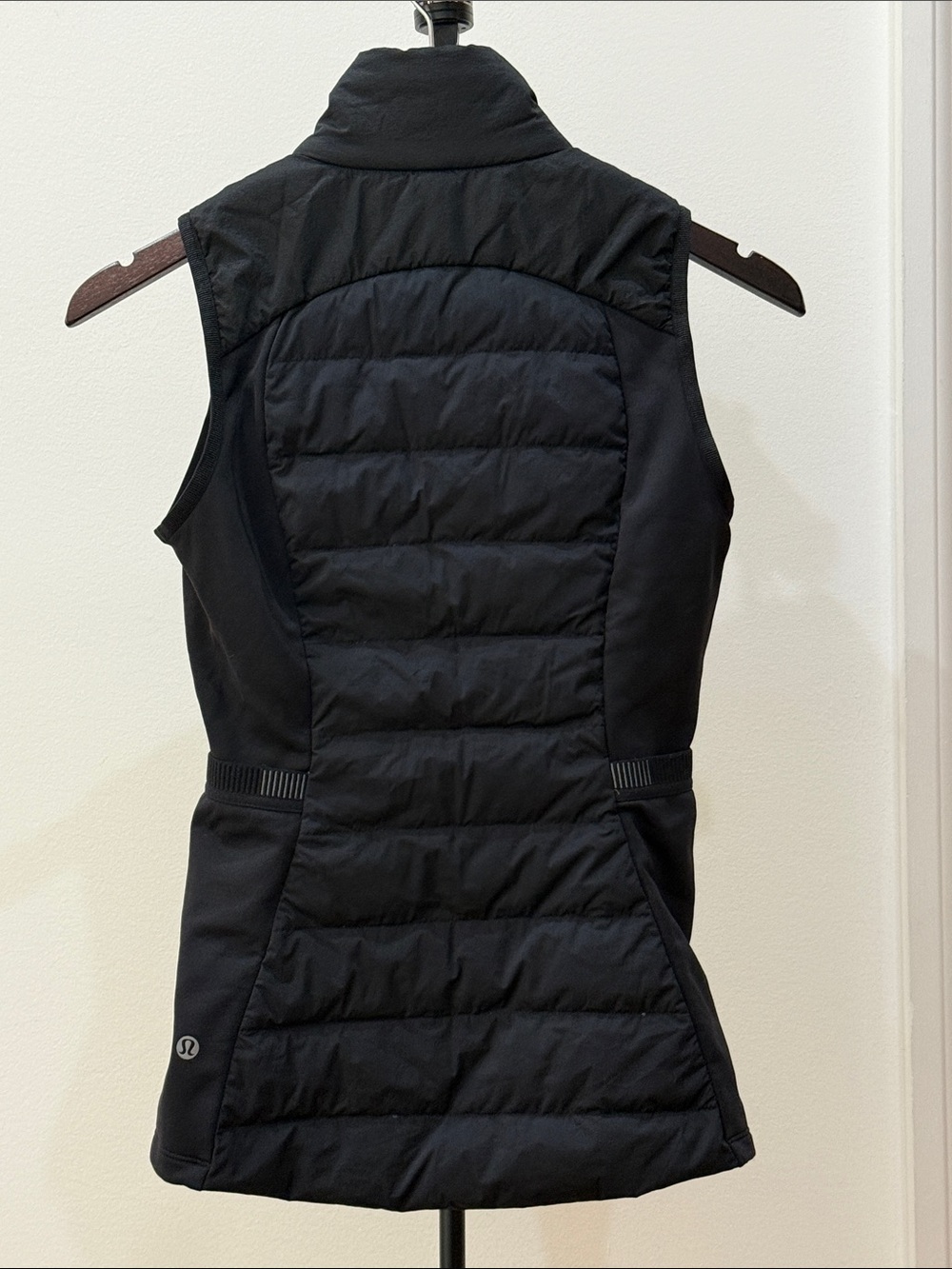 Lululemon Down For It All Women's Black Quilted Vest - Picture 7 of 9